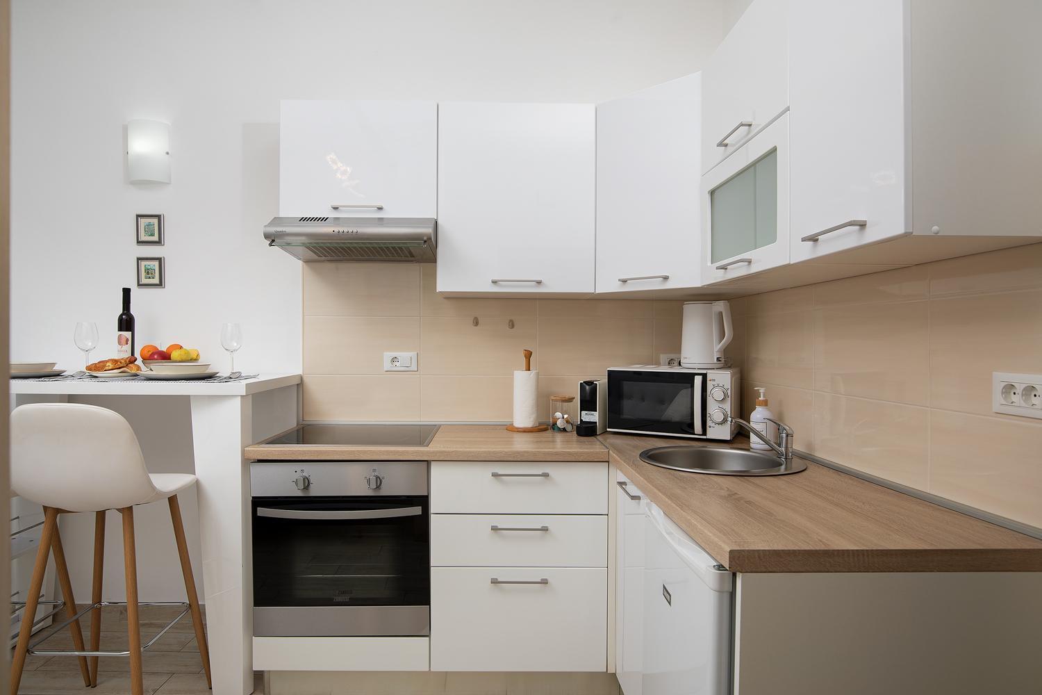 Elegant Apartment Next To Arena Пула Екстериор снимка